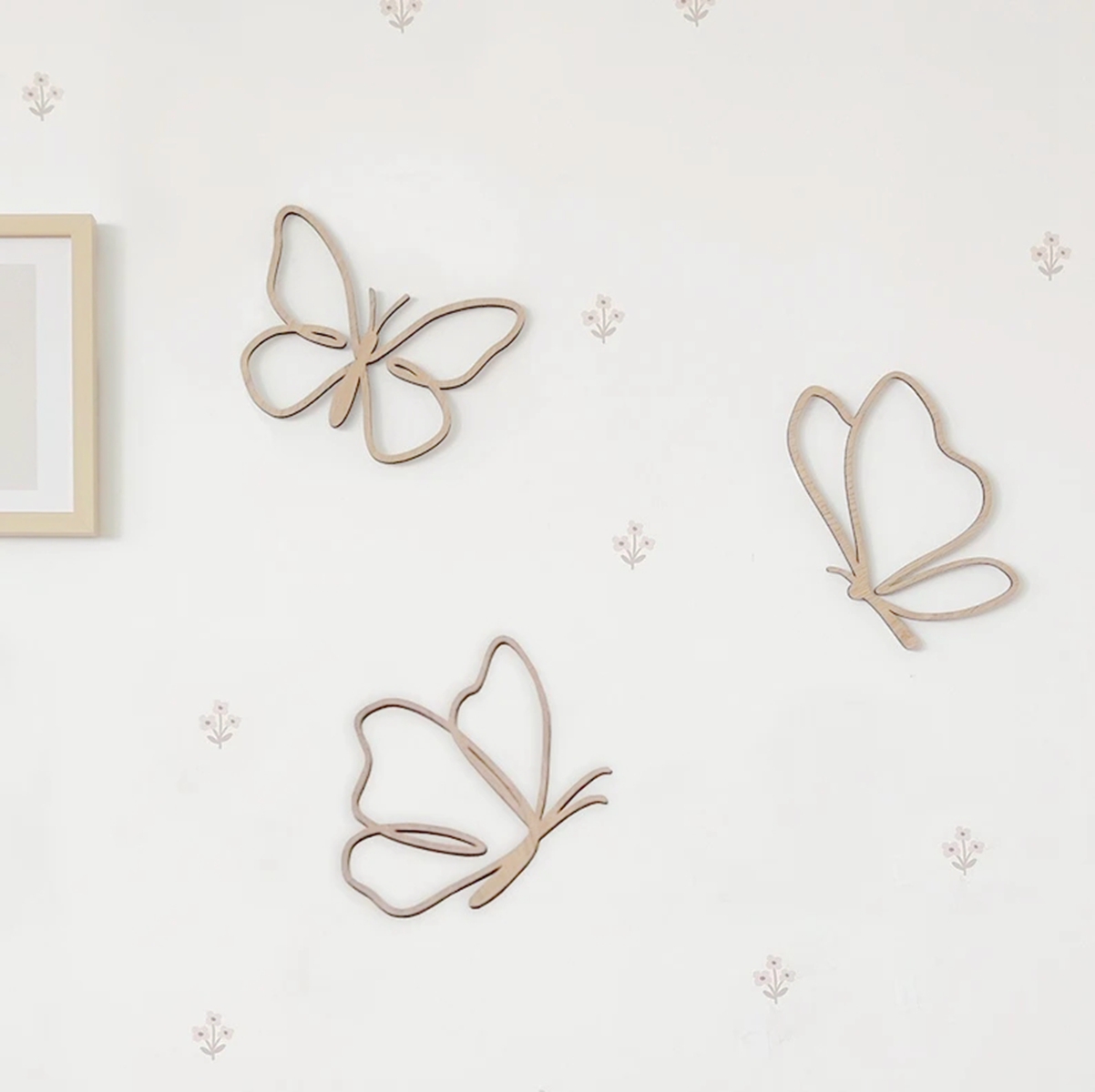 Baby Nursery Products - 木製蝶の飾り、木製壁飾り、蝶の木製装飾、子供部屋、キッズウォールアート、保育園の装飾