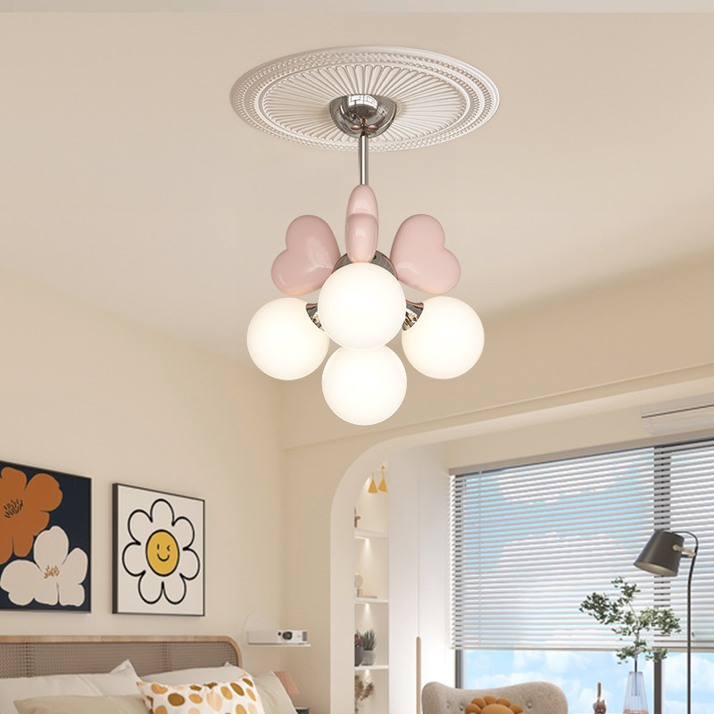 2026年ピンクハートバブルボール装飾LED E27寝室シャ - Baby Nursery Chandelier のレビューと価格
