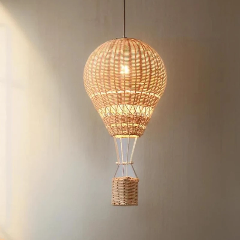 2025年 熱気球 シャンデリア LED 子供部屋 ランプ  - Baby Nursery Chandelier のレビューと価格