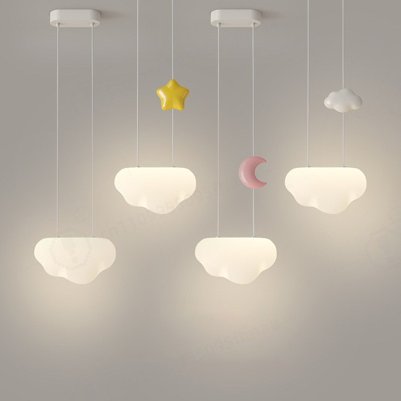 クラウドリトルシャンデリア子供部屋ベッドサイドランプミニマリ - Baby Nursery Chandelier のレビューと価格
