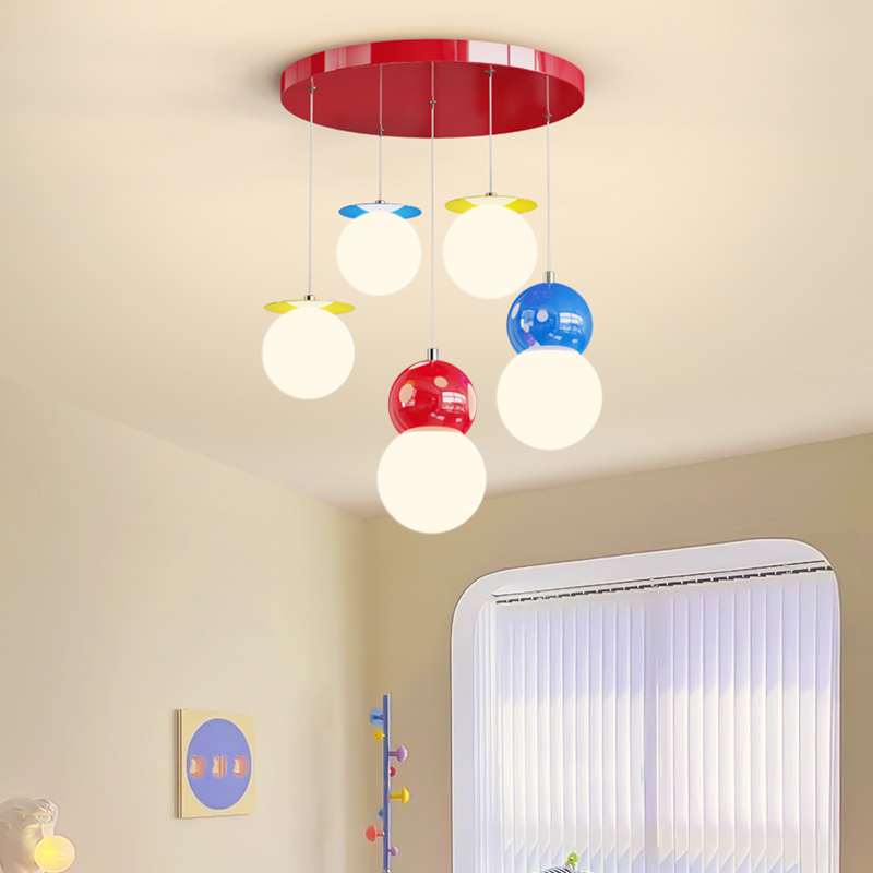 KAGU バブルボールシャンデリア - カラフルな LED  - Baby Nursery Chandelier のレビューと価格